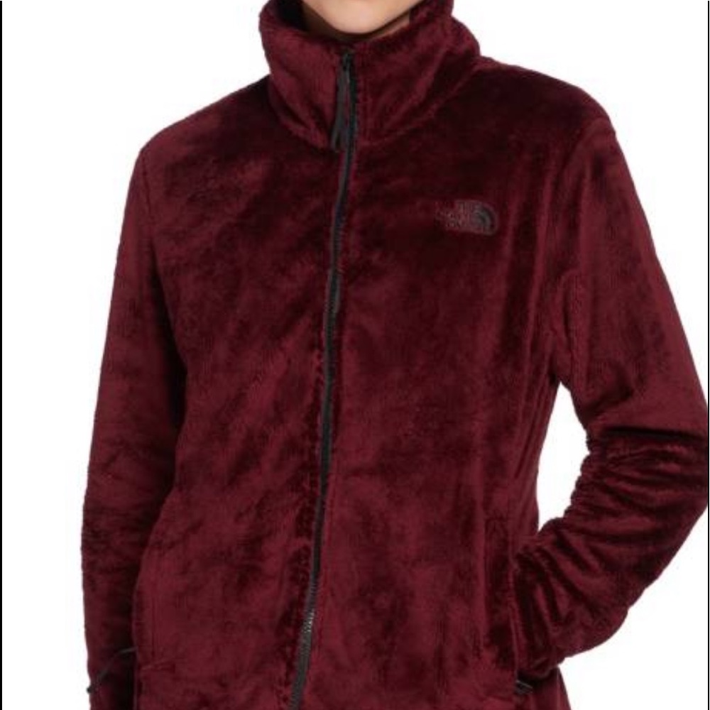 Burgundy women’s north face fleece